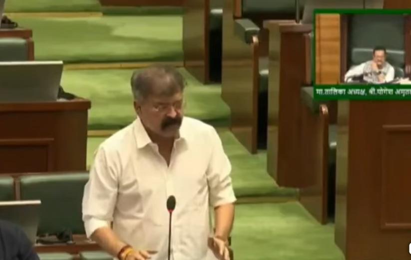 मुंढेंच्या बदलीसाठी 250 कोटी गोळा केल्याचा आव्हाडांचा गंभीर आरोप…… मुंढेंच्या बदलीसाठी 250 कोटी गोळा केल्याचा आव्हाडांचा गंभीर आरोप……