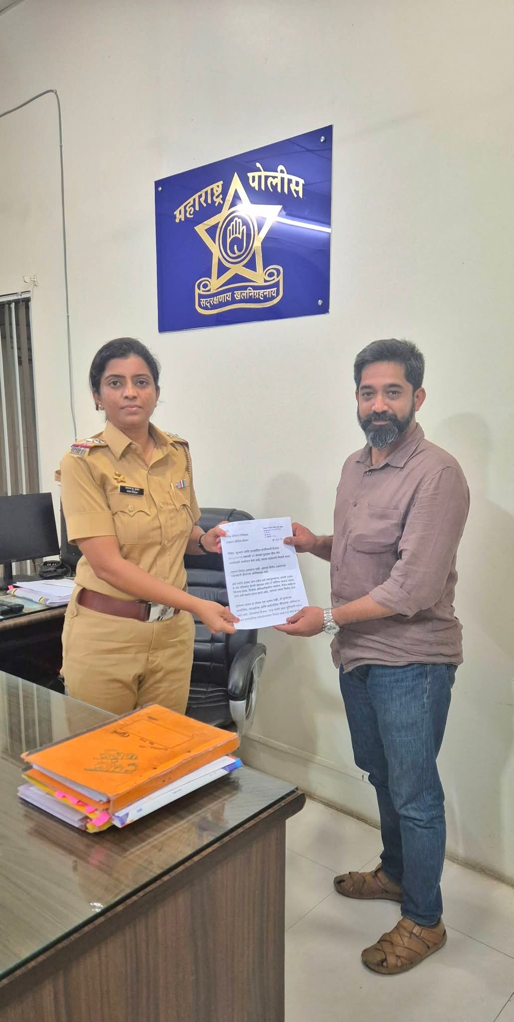 गुडलक चौकात प्रबोधन; डीजे, प्लाझ्मा, लेझरवर बंदीची मागणी गुडलक चौकात प्रबोधन; डीजे, प्लाझ्मा, लेझरवर बंदीची मागणी