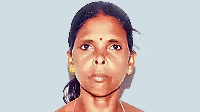 अन्नदान कार्यक्रमात उकळत्या सांबारच्या भांड्यात पडून महिलेचा मृत्यू अन्नदान कार्यक्रमात उकळत्या सांबारच्या भांड्यात पडून महिलेचा मृत्यू